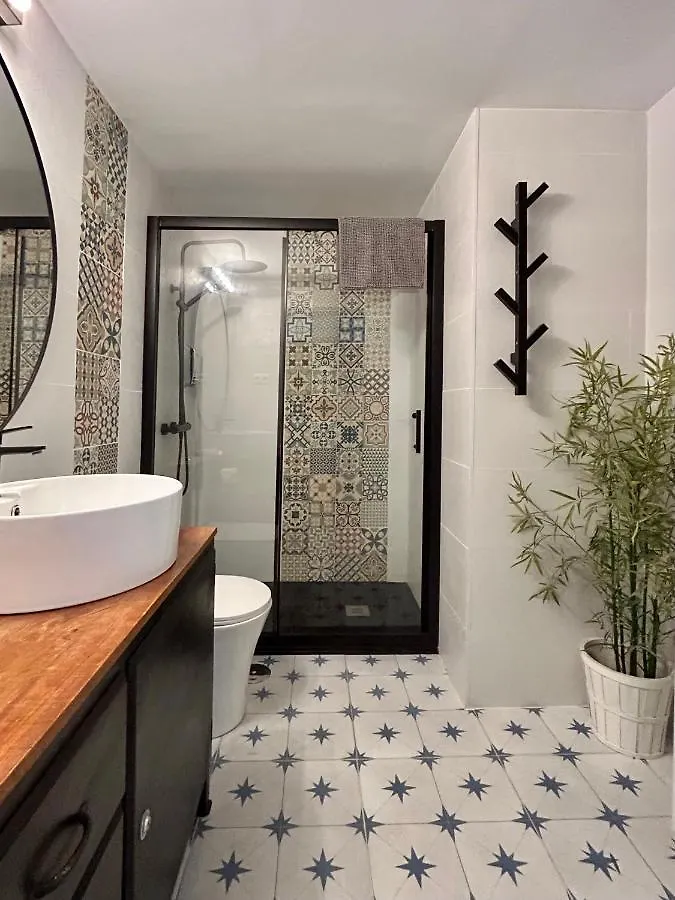 Torre De La Roca Industrial69 Apartment Torremolinos Spain